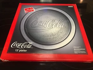 Plato redondo pesado de vidrio transparente Coca-Cola 13" 1990 Indiana Glass Co, nuevo en caja - Imagen 1 de 12