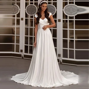 Abiti da sposa senza maniche in raso plissettato scollo a V Boho linea A - Foto 1 di 10