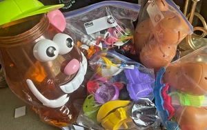 MR Potato Head Replacement Eyes Arms Ears Noses Hats 78 Acccessories 6 Pot Heads - Picture 1 of 10