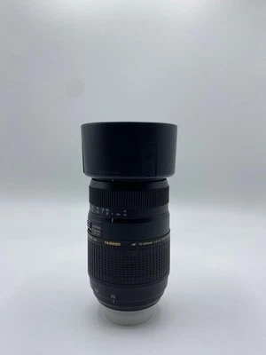 Tamron Di A17 Auto Focus 70-300mm f/4-5.6 LD Motor Macro ZoomNikon F Mount Lens - Image 1 of 4
