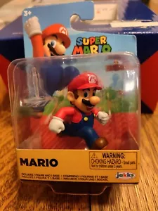 World of Nintendo Super Mario Series Wave 21 Running Mario 2.5" Figure - Picture 1 of 2