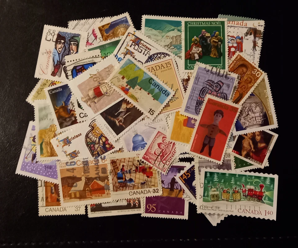 50 all different used Canada Christmas postage stamps - Image 1 of 1