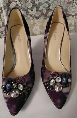 Nine West Shades Of Purple W/Jewled Broach @toe Sz 8.5M EUC Pre-Owned  - Image 1 of 4