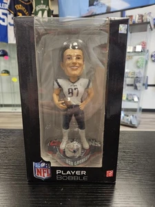 Rob Gronkowski Patriots Legends of "The Field" Headline NFL Bobblehead 45/2017 - Picture 1 of 11