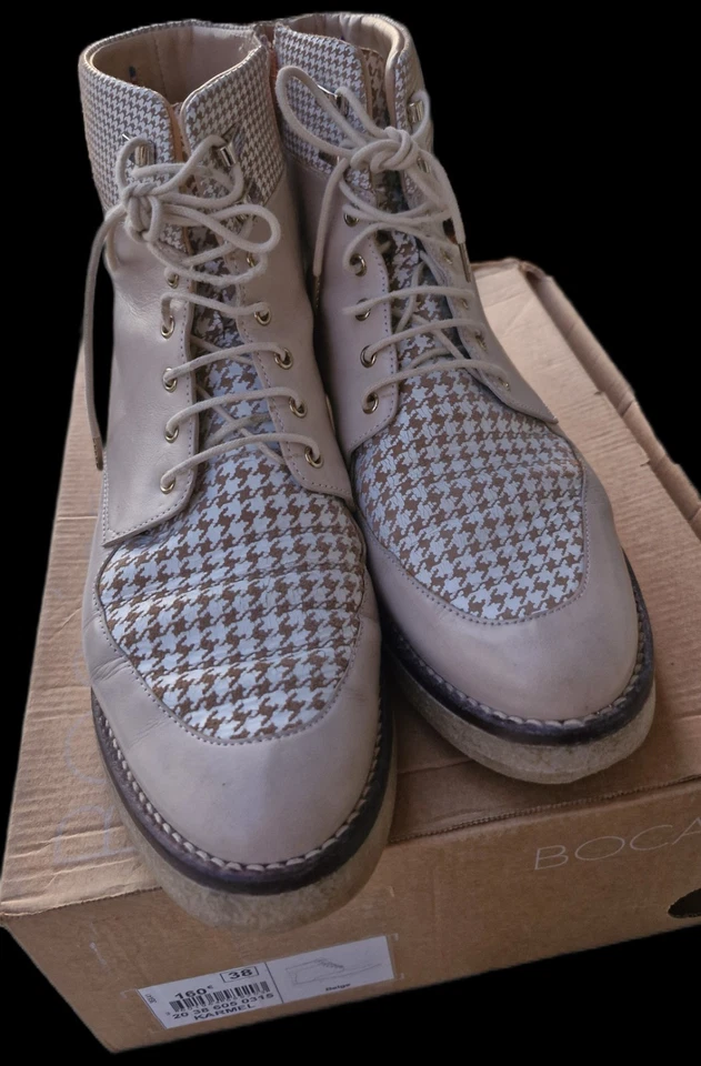 Paire de bottines BOCAGE Femme Beige t 38 tout cuir TBE - Photo 1/4