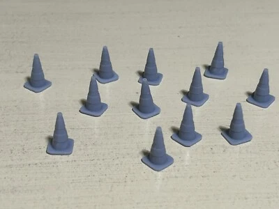 Stripped Traffic Cone x20 O 1:48 Scale Diorama Train Layout Miniatures Doll - Image 1 of 4