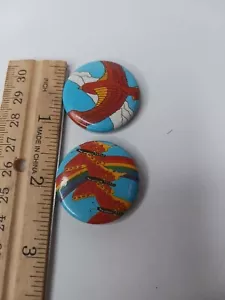 Vintage button pinback bird butterfly rainbow pop art boho 70's peace freedom - Picture 1 of 2