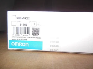 OMRON PLC C200H-DA002 FREE EXPEDITED SHIPPING NEW - Picture 1 of 2