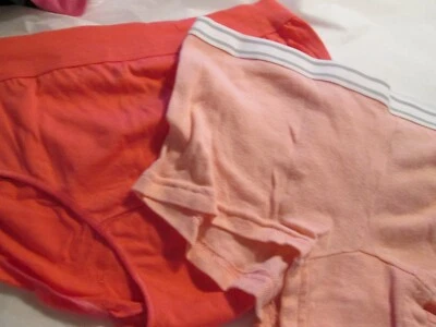 New 2 Hanes Ladies Panties💕 Size 6 M ~Peach & X-Temp is Geranium Pink  - Image 1 of 4