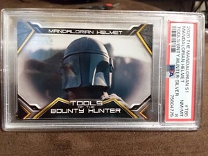 Topps The Mandalorian Helmet PSA 8 Silver 7/25 - Bild 1 von 2