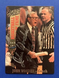 JOHN WOODEN (Dec) HOF Signed 1993 Action Packed #12 UCLA Bruins Autograph Auto