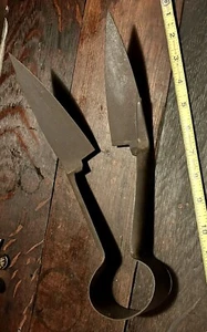 Antique Wool Sheep Goat Metal Shears Scissors 12 1/4" x 5” - Picture 1 of 4