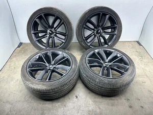 CARGADOR DODGE R/T SCAT PACK 15-21 JUEGO 245/45 R20 20" 20 PULGADAS RUEDAS LLANTAS NEUMÁTICOS - Imagen 1 de 24