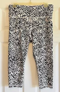 Athleta Damen Elation Ocelot High Rise Capri Leggings weiß/schwarz Large NEU - Bild 1 von 5