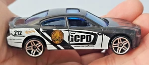 Matchbox 2013 Dodge Charger R/T Gotham City Police Department lose Diecast - Bild 1 von 5
