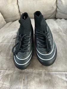 Nuevos botines de fútbol para niños CBuster EE. UU. 2Y UE 33 - Imagen 1 de 5