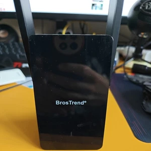 BrosTrend WiFi 6 AX1500 WiFi Extender Booster z portem Ethernet - Zdjęcie 1 z 3