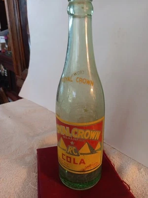 VTG Royal Crown RC Cola. 12 Oz Bottle, Pyramids 1936 Nehi Corporation.  - Imagem 1 de 4