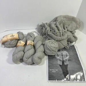 IMPERIAL YARN Mackenzie Light Gray Merino Wool 3 Ply Finger Weight Project Piece - Picture 1 of 6