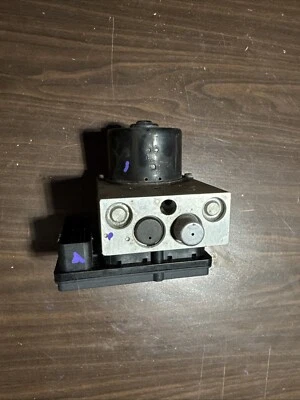 Bomba de freno antibloqueo ABS NISSAN XTERRA 4x4 sin paquete todoterreno automática 06 07 Foto 1 de 4