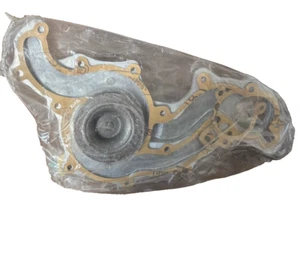 FORD Capri Water Pump - Picture 1 of 2