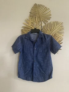 NWT Crazy 8 Boy's Size L (10/12) Blue Chambray Short Sleeve Button Casual Shirt - Picture 1 of 2