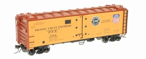 Intermountain 45501-138 HO Scale R-40-23 PFE Double Herald Refrigerator Rd #7725 - Picture 1 of 2