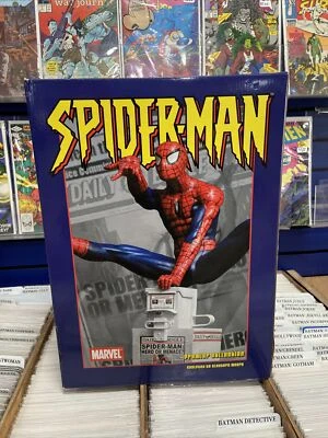 Marvel Premier Collection Spider-Man 2004 estatua de 16" de Cly Moore #1 de 250 Foto 1 de 4