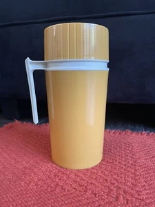 Vintage 10 oz. Termo Contenedor Modelo 7002 Comida Caliente o Fría Amarillo - Imagen 1 de 6