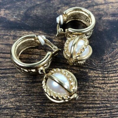 Pendientes Clip Vintage GIVENCHY Tono Dorado Perla Foto 1 de 4