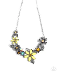 Paparazzi GARDEN My Sparkle - Yellow - Iridescent Rhinestone- Gem- Floral Neckla - Picture 1 of 3
