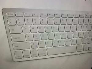 ANKER Bluetooth Ultra-Slim Keyboard white - Picture 1 of 3