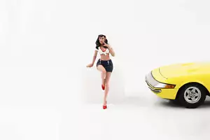 Figura 1:18 Pin-Up Girl Sandra American Diorama - Imagen 1 de 2