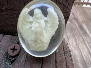 Angel Worry Stone with original package, clear mini prayer stone, Spiritual, Art - Picture 1 of 18