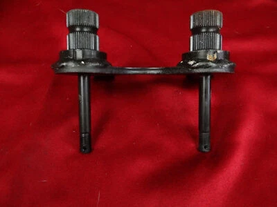 Держатель Yamaha, руль, 1982 NOS XV920J, 10L-23442-00 - Изображение 1 из 3