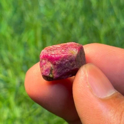 Pieza de muestra de zafiro rubí rojo natural minas indias ásperas 30 quilates piedra preciosa suelta Foto 1 de 4