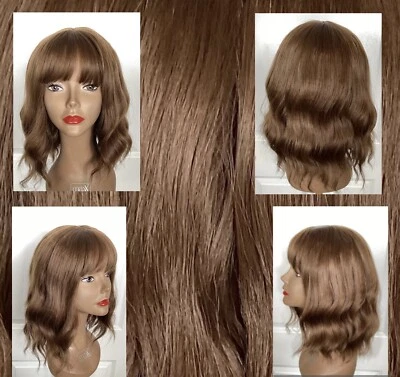 NUEVA Peluca Sintética Dorada Marrón 16” Bob Beachy Ondas Centro Piel Parte Golpes Promedio D-1 Foto 1 de 4