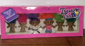 WISHSTONE TREASURE WISH TROLLS SET 6 BAMBOLE IN SCATOLA 3" E 4"  - Foto 1 di 14