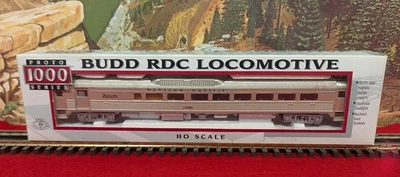 PROTO 1000 BUDD RDC LOCOMOTIVE WESTERN PACIFIC 23982 - Image 1 of 4