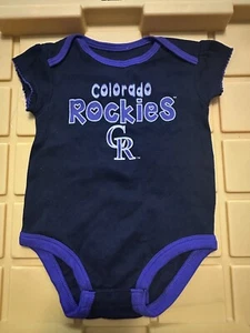 Body Jersey Colorado Rockies Una Pieza 0/3 Meses Genuino MLB Mercancía - Imagen 1 de 2