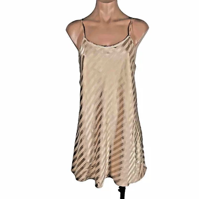 Женская ночная рубашка FLORA BY FLORA NIKROOZ размер M Chemise/Slip на ощупь атласная - Изображение 1 из 4