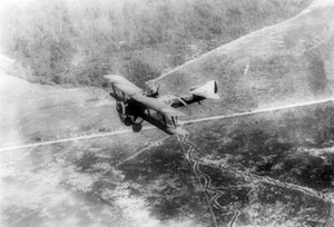 Avión Chateau Thierre - Primera Guerra Mundial - Bosque Argone y trincheras francesas imán - Imagen 1 de 2