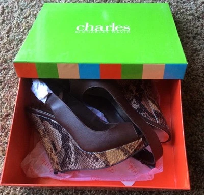 TACÓN CUÑA CHARLES DAVID LINA MARRÓN MUJER TALLA 8 COLOR ES MARRÓN NUEVO EN CAJA Foto 1 de 4