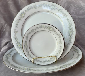 NORITAKE CHINA ~ STOVIGLIE "DONEGAL" ~ 2179 ~ SCEGLI TU 1 o TUTTE ~ SPEDIZIONE 1+ - Foto 1 di 21