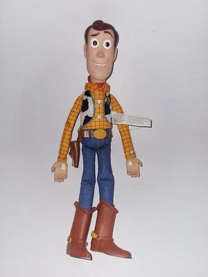 Disney Pixar Thinkway Toy Story Woody Pull String Muñeco parlante 15” SIN SOMBRERO FUNCIONA Foto 1 de 3