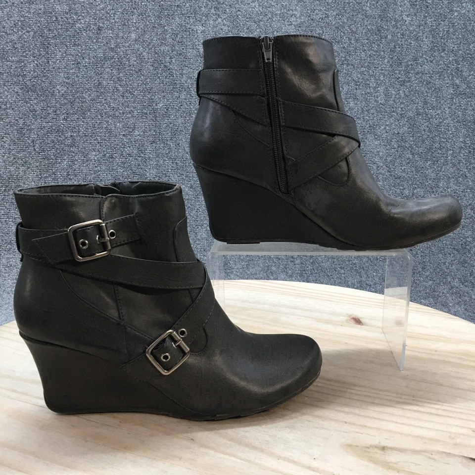 Reaction By Kenneth Cole Boots Womens 9M On The House  Heels Ankle Booties Gray - Image 1 of 4