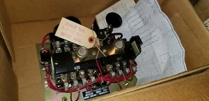 INTERRUPTOR DE TRANSFERENCIA MANUAL ONAN 4 POLOS 30 AMP 208/240 VOLTIOS BOBINA 307-1363 51939-B-10 - Imagen 1 de 8