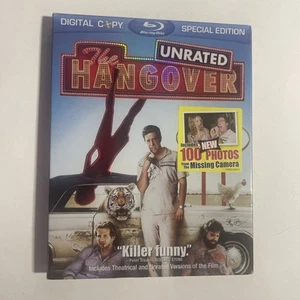 The Hangover (Unrated) (Blu-ray & Digital Copy, 2009) w/ Holographic Slipcase - Picture 1 of 7