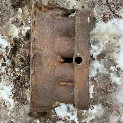 1916 年福特 T 型 4 气缸发动机长缸体 — 第 1/4 张图片