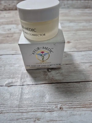 Corrector de líneas de ojos y labios Ayur Medic 0,525 fl Foto 1 de 4